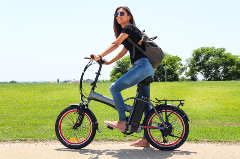 5 Safety Tips to Remember When Riding an Electric Bike