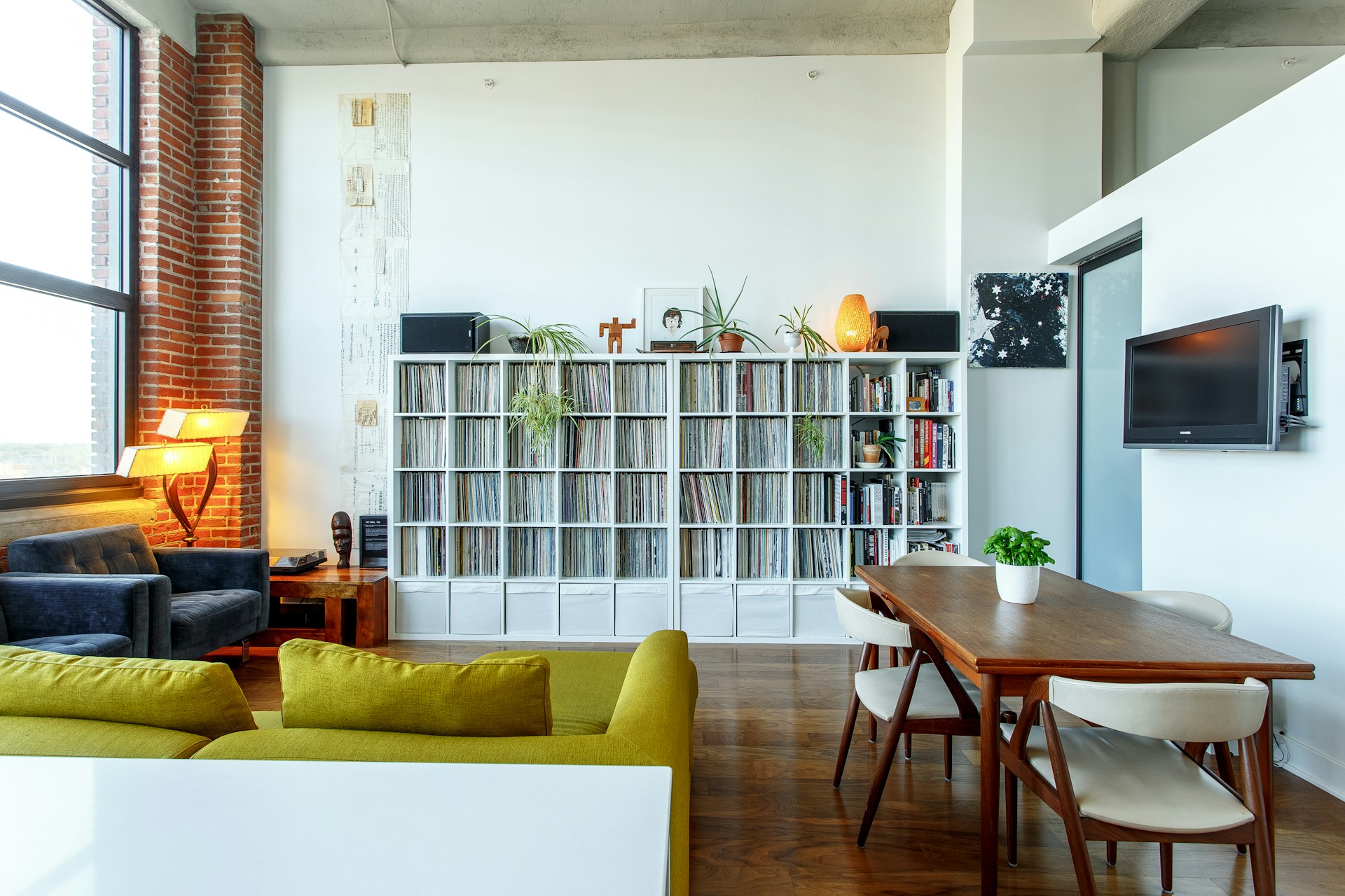 Sustainable and Stylish: A Guide to Revitalizing Your Living Space